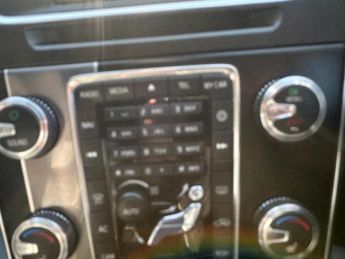 VOLVO V60 2.0 D3 R-Design Lux Nav Estate 5dr Diesel Auto Euro 6 (s/s) (150