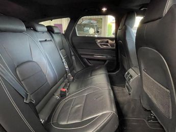 JAGUAR XF 2.0d R-Sport Sportbrake 5dr Diesel Auto Euro 6 (s/s) (180 ps)