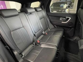 LAND ROVER DISCOVERY SPORT 2.0 eD4 HSE SUV 5dr Diesel Manual Euro 6 (s/s) (5 Seat) (150 ps)