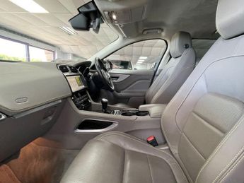 JAGUAR F-PACE 2.0 D165 R-Sport SUV 5dr Diesel Manual Euro 6 (s/s) (163 ps)