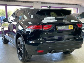 JAGUAR F-PACE 2.0 D165 R-Sport SUV 5dr Diesel Manual Euro 6 (s/s) (163 ps)