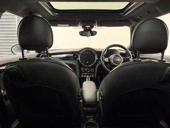 MINI Electric Hatch Cooper SE 32.6kWh Level 3 Hatchback 3dr Electric Auto (184 ps)