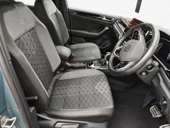 VOLKSWAGEN T-ROC 1.5 TSI R-Line SUV 5dr Petrol DSG Euro 6 (s/s) (150 ps)