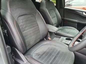 FORD KUGA 2.5 Duratec 14.4kWh ST-Line X Edition SUV 5dr Petrol Plug-in Hyb