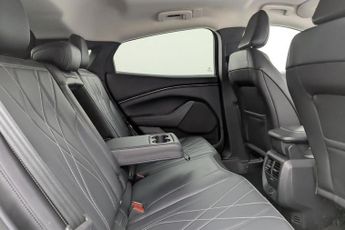 FORD MUSTANG MACH-E Standard Range 70kWh SUV 5dr Electric Automatic (269 ps)