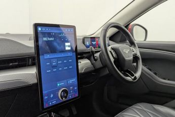 FORD MUSTANG MACH-E Standard Range 70kWh SUV 5dr Electric Automatic (269 ps)
