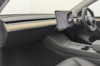 TESLA MODEL Y (Dual Motor) Long Range SUV 5dr Electric Auto 4WDE (384 bhp)