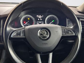 SKODA KODIAQ 2.0 TDI Edition SUV 5dr Diesel DSG 4WD Euro 6 (s/s) (7 Seat) (19
