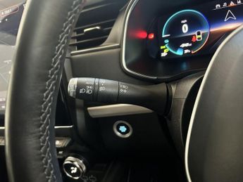 RENAULT ZOE R135 EV50 52kWh GT Line + Hatchback 5dr Electric Auto (Rapid Cha