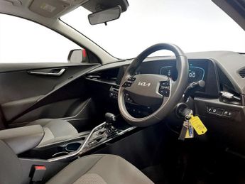 KIA NIRO 1.6h GDi 2 SUV 5dr Petrol Hybrid DCT Euro 6 (s/s) (139 bhp)
