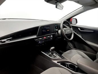 KIA NIRO 1.6h GDi 2 SUV 5dr Petrol Hybrid DCT Euro 6 (s/s) (139 bhp)