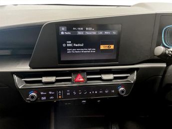 KIA NIRO 1.6h GDi 2 SUV 5dr Petrol Hybrid DCT Euro 6 (s/s) (139 bhp)