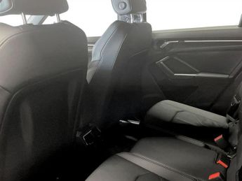 AUDI Q3 2.0 TDI 35 S line SUV 5dr Diesel S Tronic Euro 6 (s/s) (150 ps)