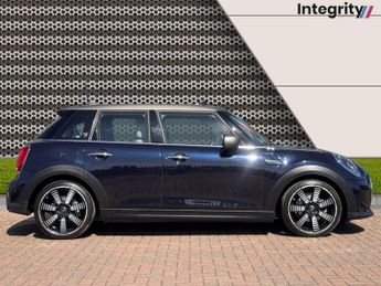 MINI HATCH 1.5 Cooper Exclusive Hatchback 5dr Petrol Steptronic Euro 6 (s/s