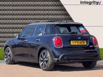 MINI HATCH 1.5 Cooper Exclusive Hatchback 5dr Petrol Steptronic Euro 6 (s/s
