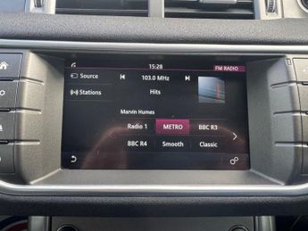 LAND ROVER RANGE ROVER EVOQUE 2.0 TD4 Landmark SUV 5dr Diesel Auto 4WD Euro 6 (s/s) (180 ps)