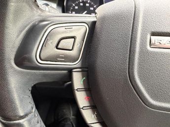 LAND ROVER RANGE ROVER EVOQUE 2.0 TD4 SE Tech SUV 5dr Diesel Auto 4WD Euro 6 (s/s) (180 ps)