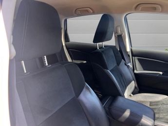 HONDA CR-V 2.0 i-VTEC SR SUV 5dr Petrol Auto 4WD Euro 6 (155 ps)