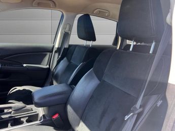 HONDA CR-V 2.0 i-VTEC SR SUV 5dr Petrol Auto 4WD Euro 6 (155 ps)