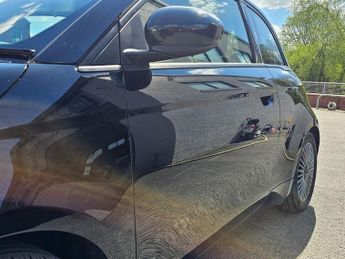 FIAT 500E 42kWh Icon Hatchback 3dr Electric Auto (118 ps)