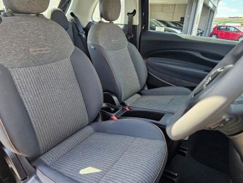 FIAT 500E 42kWh Icon Hatchback 3dr Electric Auto (118 ps)