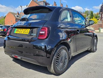 FIAT 500E 42kWh Icon Hatchback 3dr Electric Auto (118 ps)