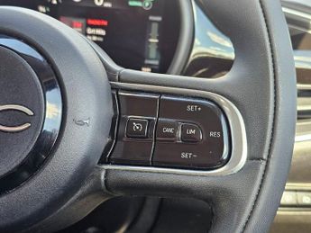 FIAT 500E 42kWh Icon Hatchback 3dr Electric Auto (118 ps)