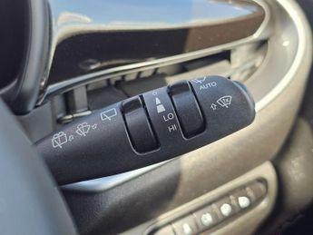 FIAT 500E 42kWh Icon Hatchback 3dr Electric Auto (118 ps)