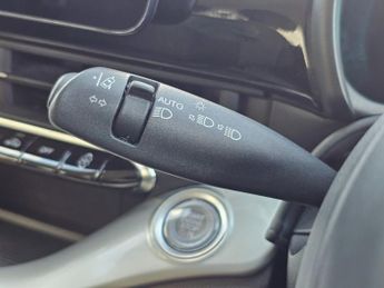 FIAT 500E 42kWh Icon Hatchback 3dr Electric Auto (118 ps)