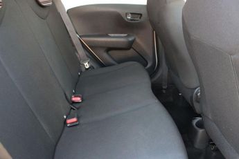 CITROEN C1 1.0 VTi Shine Hatchback 5dr Petrol Manual Euro 6 (s/s) (72 ps)