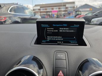 AUDI A1 1.4 TFSI S line Hatchback 3dr Petrol S Tronic Euro 6 (s/s) (Nav)