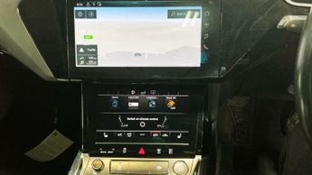 AUDI E-TRON 55 Launch Edition SUV 5dr Electric Auto quattro 95kWh (408 ps)