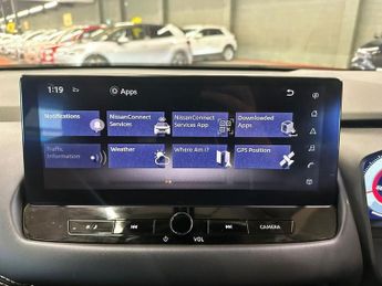 NISSAN QASHQAI 1.3 DIG-T MHEV Tekna SUV 5dr Petrol Hybrid Manual Euro 6 (s/s) (