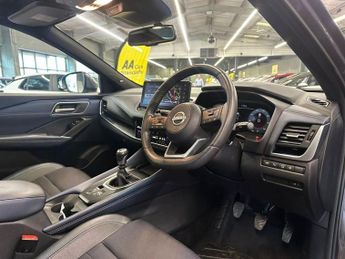 NISSAN QASHQAI 1.3 DIG-T MHEV Tekna SUV 5dr Petrol Hybrid Manual Euro 6 (s/s) (
