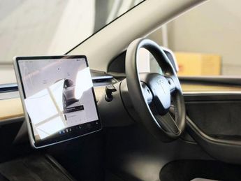 TESLA MODEL Y (Dual Motor) Long Range SUV 5dr Electric Auto 4WDE (384 bhp)