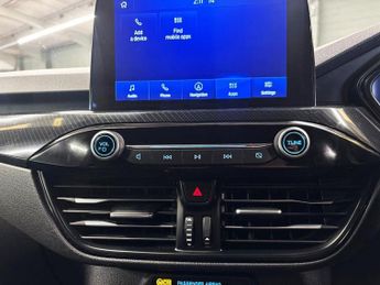 FORD KUGA 1.5 EcoBlue ST-Line SUV 5dr Diesel Auto Euro 6 (s/s) (120 ps)