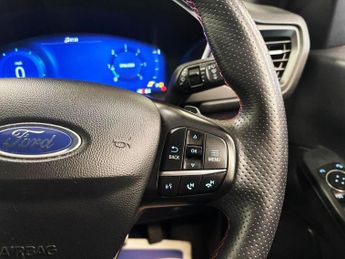 FORD KUGA 1.5 EcoBlue ST-Line SUV 5dr Diesel Auto Euro 6 (s/s) (120 ps)