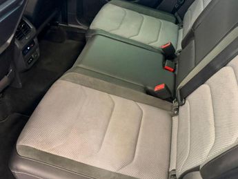 VOLKSWAGEN TIGUAN 1.5 TSI EVO R-Line Tech SUV 5dr Petrol DSG Euro 6 (s/s) (150 ps)