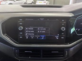 VOLKSWAGEN T-CROSS 1.5 TSI EVO R-Line SUV 5dr Petrol DSG Euro 6 (s/s) (150 ps)