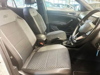 VOLKSWAGEN T-CROSS 1.5 TSI EVO R-Line SUV 5dr Petrol DSG Euro 6 (s/s) (150 ps)