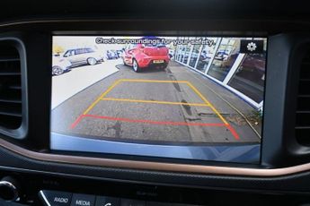 HYUNDAI IONIQ 28kWh Premium Hatchback 5dr Electric Auto (120 ps)