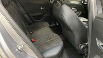 VAUXHALL MOKKA ELECTRIC 50kWh Ultimate SUV 5dr Electric Auto (136 ps)