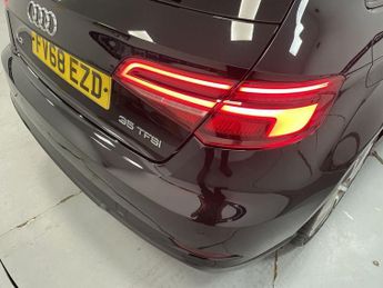 AUDI A3 1.5 TFSI CoD 35 Black Edition Sportback 5dr Petrol Manual Euro 6