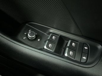 AUDI A3 1.5 TFSI CoD 35 Black Edition Sportback 5dr Petrol Manual Euro 6