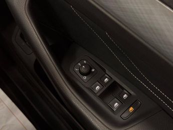 VOLKSWAGEN PASSAT 1.5 TSI EVO SEL Estate 5dr Petrol DSG Euro 6 (s/s) (150 ps)