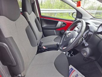 TOYOTA AYGO 1.0 VVT-i Mode Hatchback 5dr Petrol MultiMode Euro 5 (AC) (68 ps