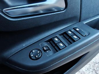 VAUXHALL Corsa Electric 50kWh SRi Premium Hatchback 5dr Electric Auto (136 ps)