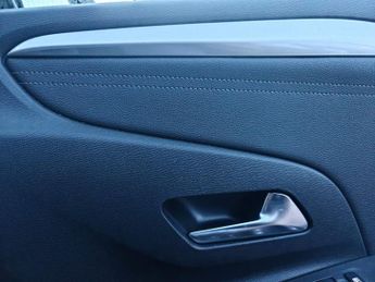 VAUXHALL Corsa Electric 50kWh SRi Premium Hatchback 5dr Electric Auto (136 ps)