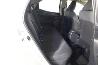 TOYOTA YARIS 1.5 VVT-h Design E-CVT Euro 6 (s/s) 5dr