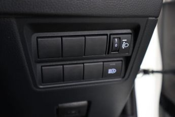 TOYOTA YARIS 1.5 VVT-h Design E-CVT Euro 6 (s/s) 5dr